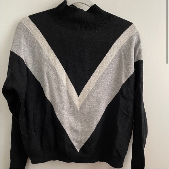 BOGO: BUY-ONE, GET-ONE FREE FOR ANY ITEM $25 (OR LESS) - Picture 4 of 9